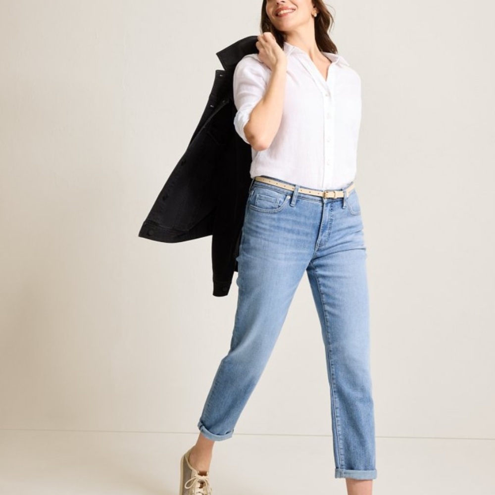 Tommy Bahama Slim Boyfriend Light Vintage Wash Jeans